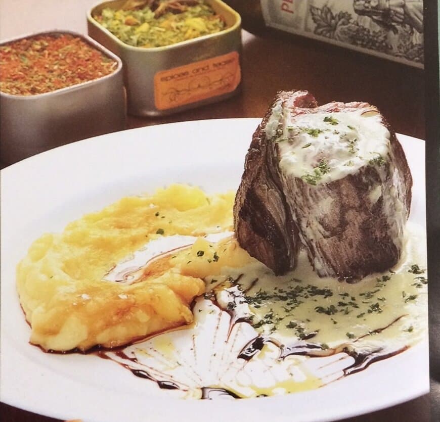 Tornedor ao molho de gorgonzola com musseline de batata e trufa